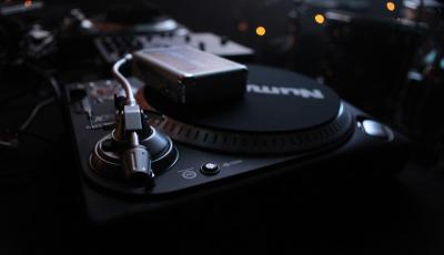 platine vinyle EMF
